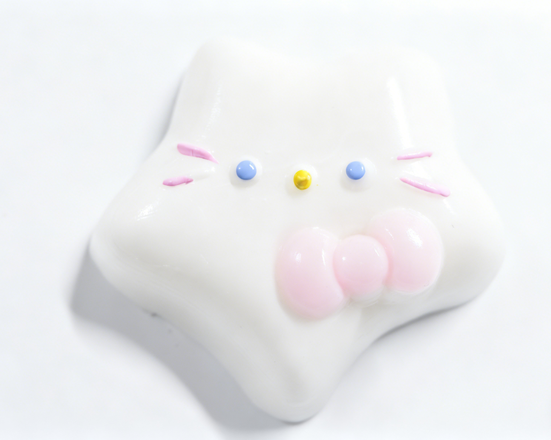 Cute white five-pointed star cat squishy